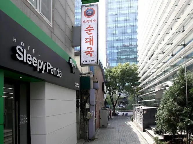 Hotel Sleepy Panda Streamwalk Jongno 3*