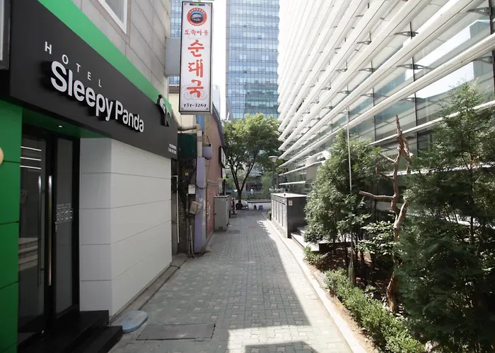 Hotel Sleepy Panda Streamwalk Jongno 3*